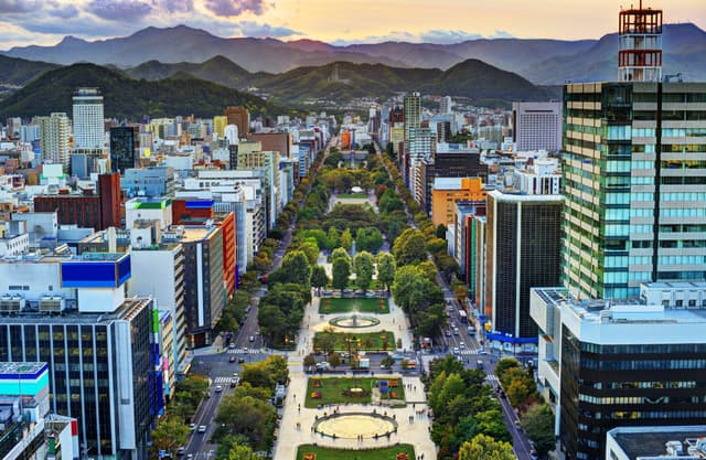 สวนโอโดริ (Odori Park)