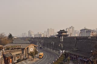 กำแพงเมืองโบราณซีอาน (ถ่ายรูปด้านนอก)