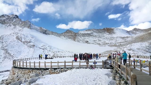อุทยานต๋ากู่ปิงชวน (Dagu Glacier)
