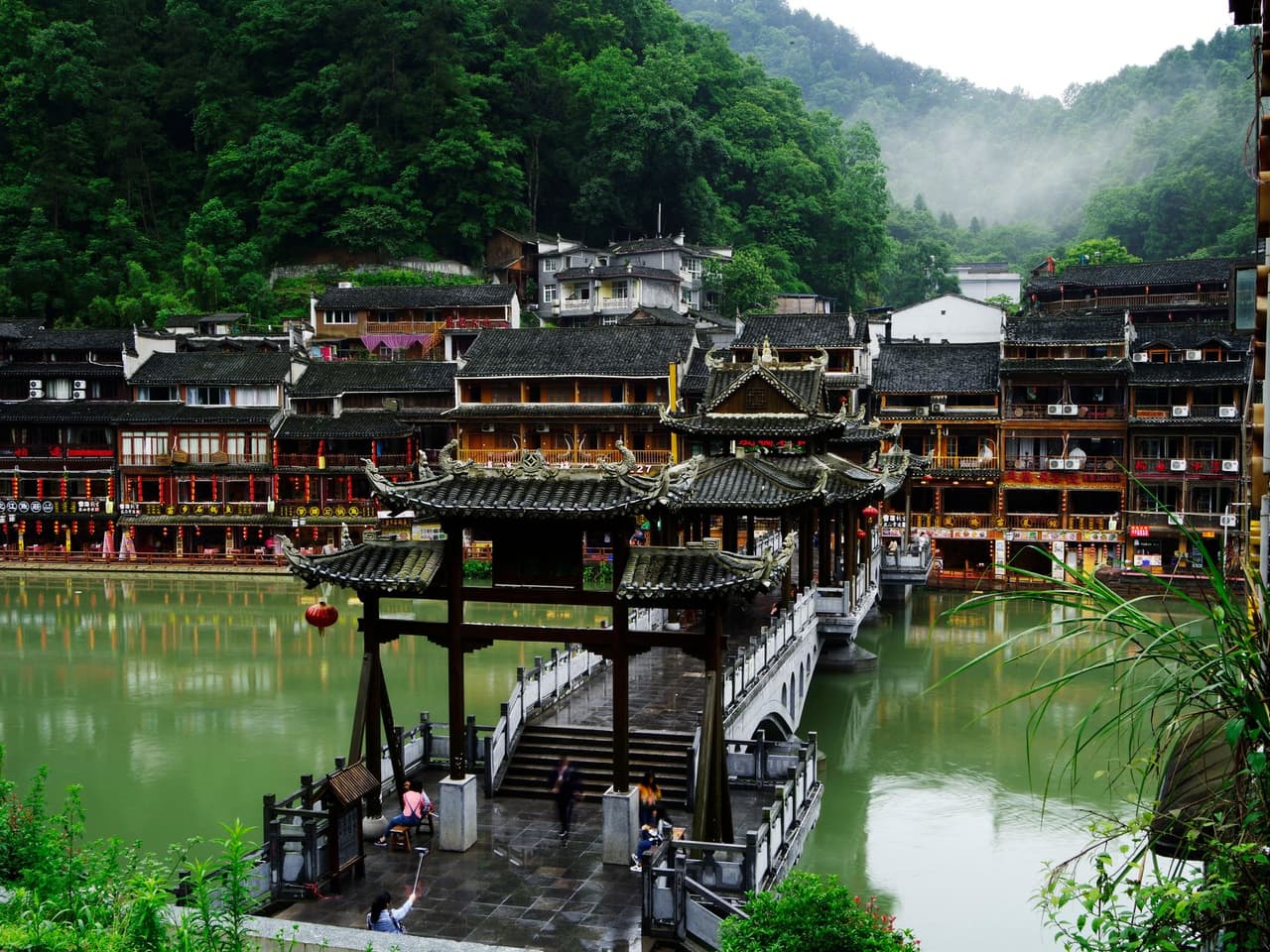 เมืองโบราณเฟิ่งหวง (Fenghuang Ancient Town) หูหนาน